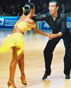 Tony Dovolani i Andalena Grinenko -- mambo